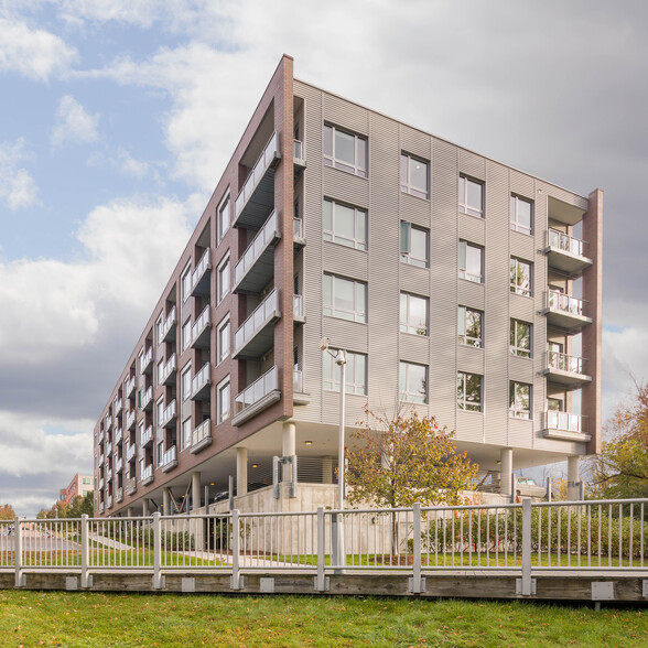 Riverrun Luxury Apartments - Riverrun Apartments