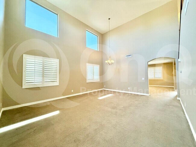 Building Photo - 16111 W Winslow Dr