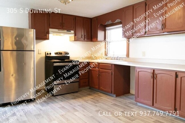 Building Photo - 305 S Downing St