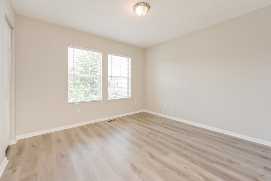Building Photo - 2352 Quartz St