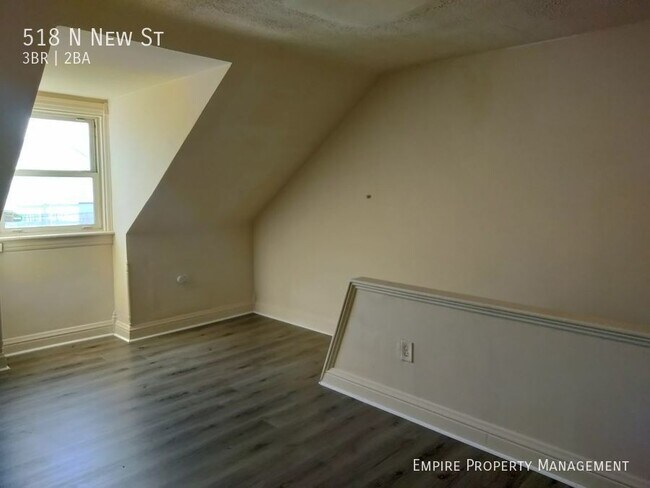 Building Photo - 3 Bedroom/ 1.5 Bathroom Home in Allentown!
