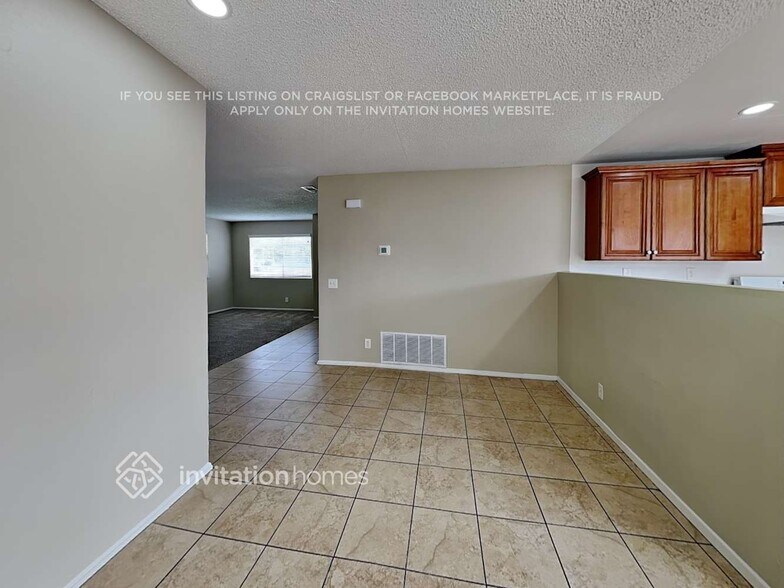 Building Photo - 9702 Forest Ave