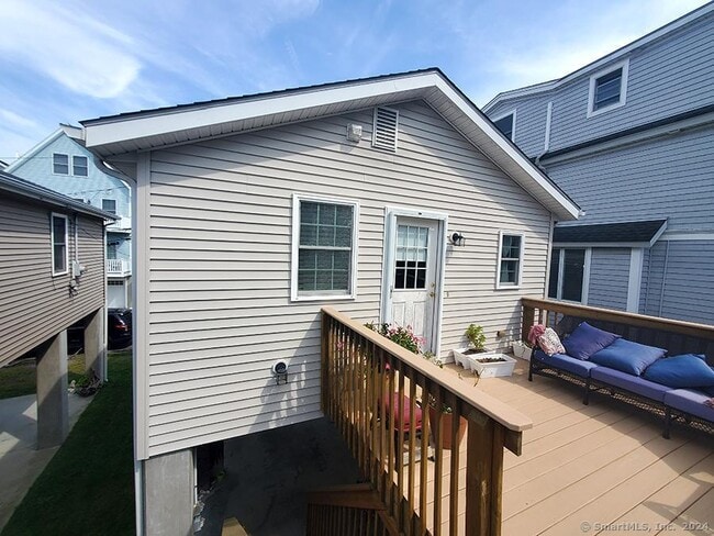 Building Photo - 12 Maddox Ave