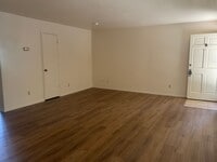 Building Photo - R-5310H