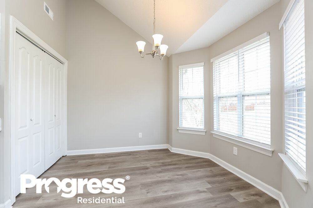 Building Photo - 3411 Belle Chase Dr