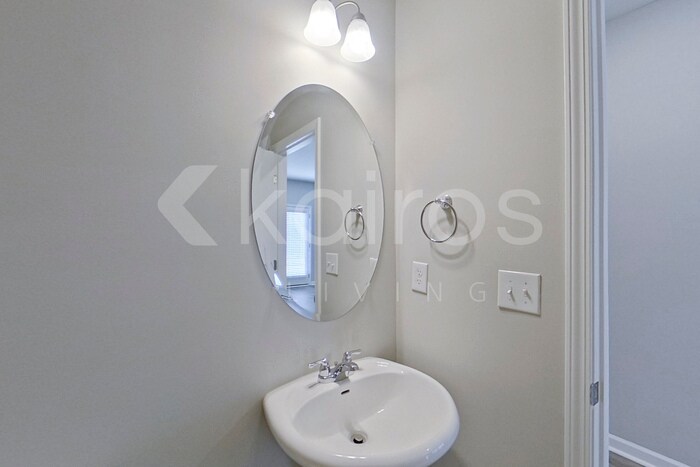 Building Photo - 163 Williams Ln