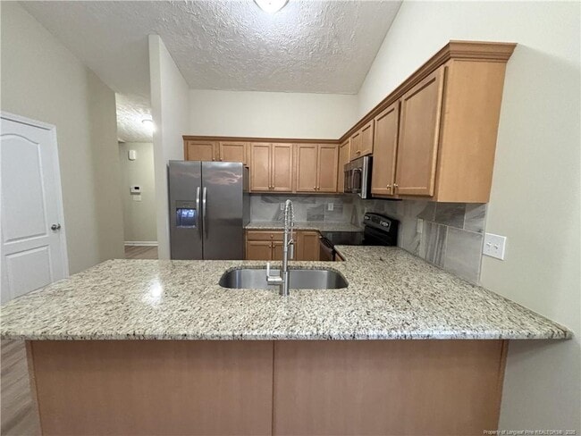 Building Photo - 5334 Holland Park Ave