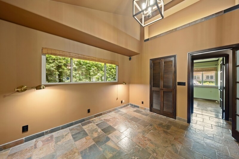 Building Photo - 3953 W 178th St
