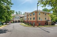 Building Photo - Furnished Studio-Red Bank - Middletown