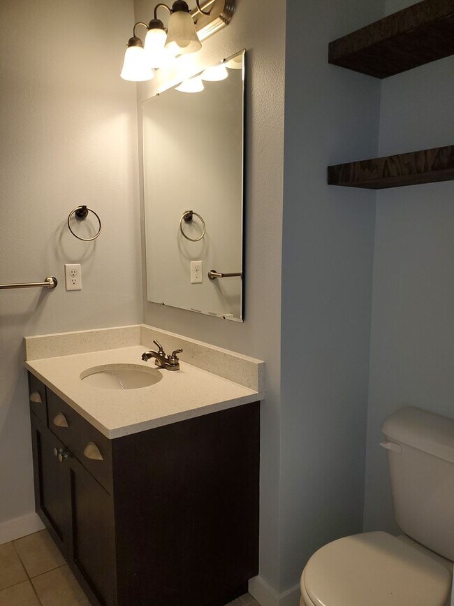 Building Photo - 8779 W Pine Valley Ln