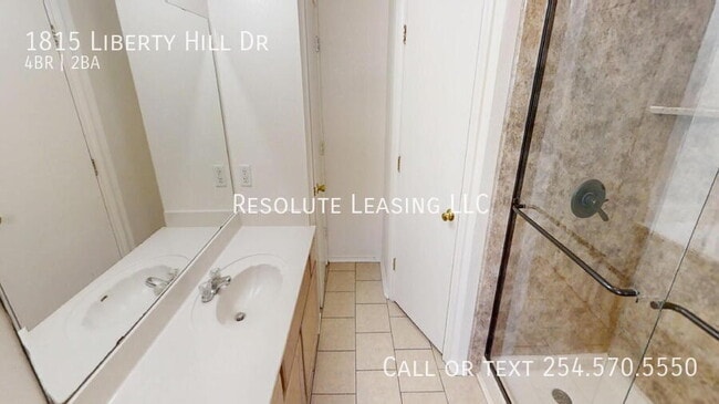 Building Photo - 1815 Liberty Hill Dr