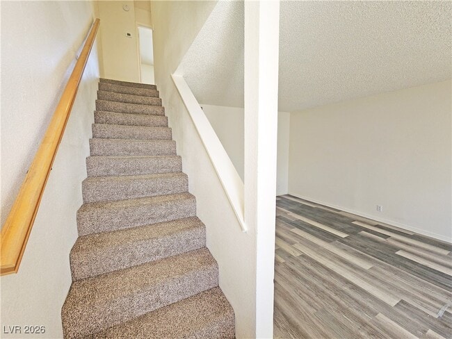 Building Photo - 2091 Sycamore Ave