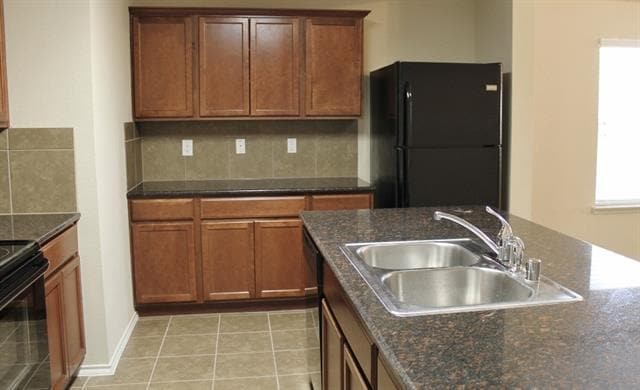 Building Photo - 224 Dye Dr