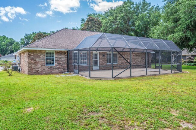 Building Photo - Updated Home in Bluewater Bay!