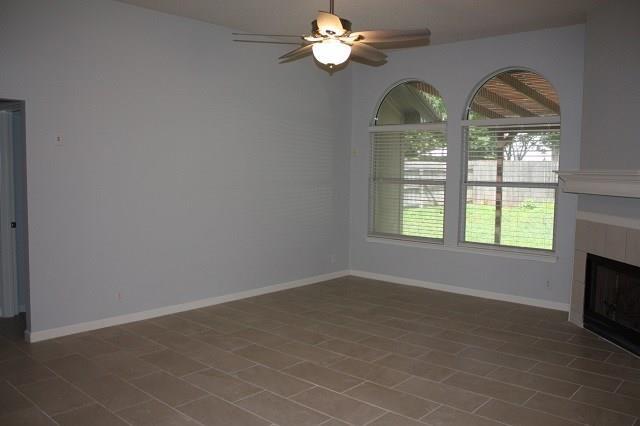 Building Photo - 8104 Hawick Dr