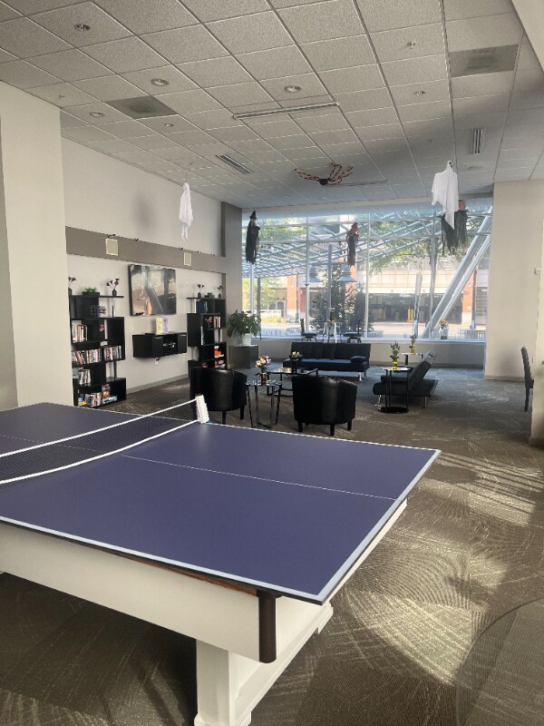 Building Photo - 930 Wayne Ave