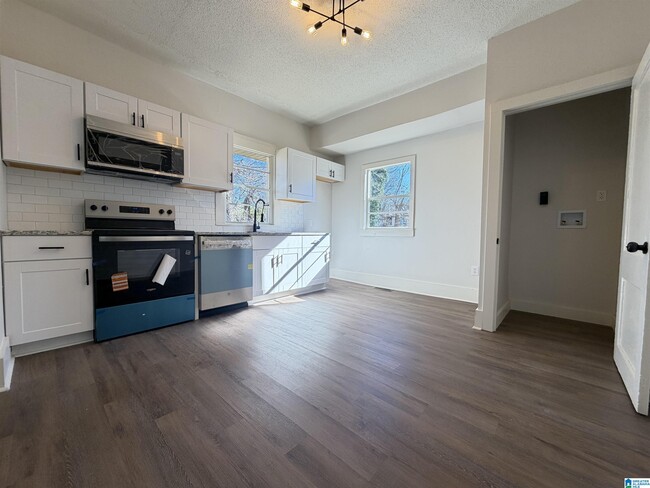 Building Photo - 219 47th Pl N