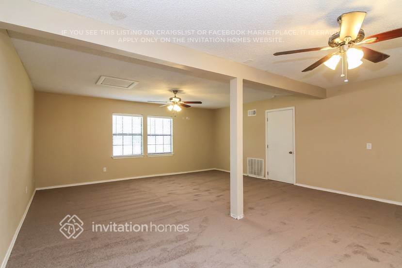 Building Photo - 568 Fisher Dr