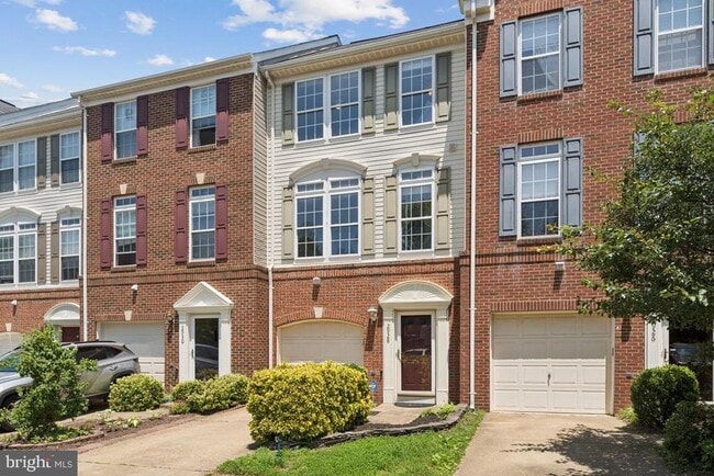 Building Photo - 2928 Huntington Grove Square