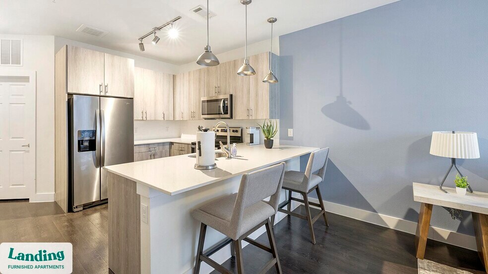 Building Photo - 401 Hemphill St