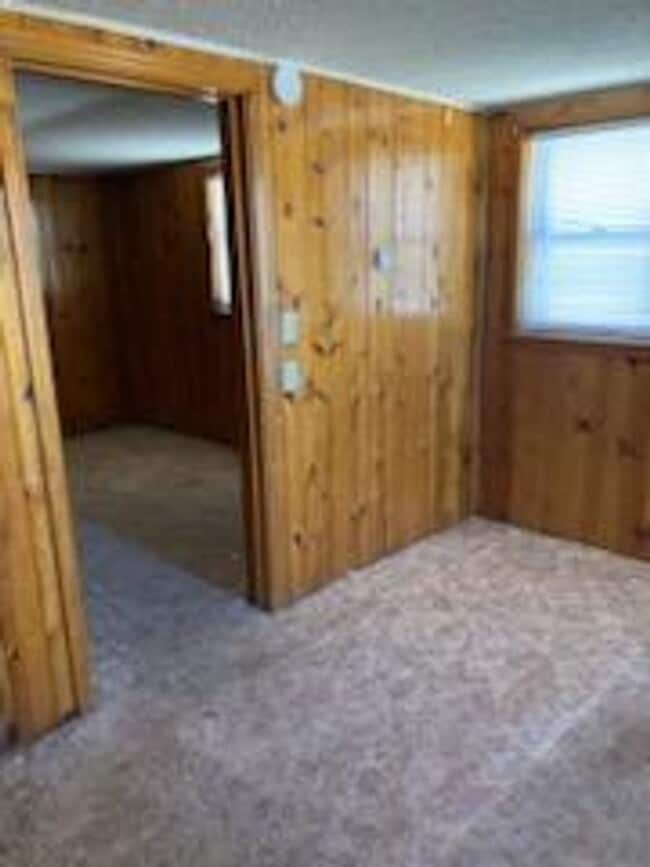 Building Photo - $900 - 2 Bedroom 1 Bath Duplex - Close to South Dakota School of Mines!