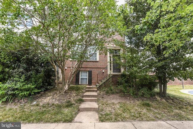 Building Photo - 13100 Watchwood Ln