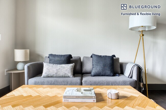 Building Photo - 2823 E Martin Luther King Jr Blvd