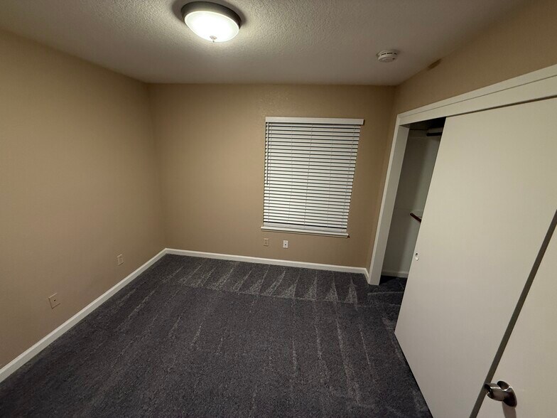 Bed 2 new carpet/paint - 1102 Cedar Creek Dr