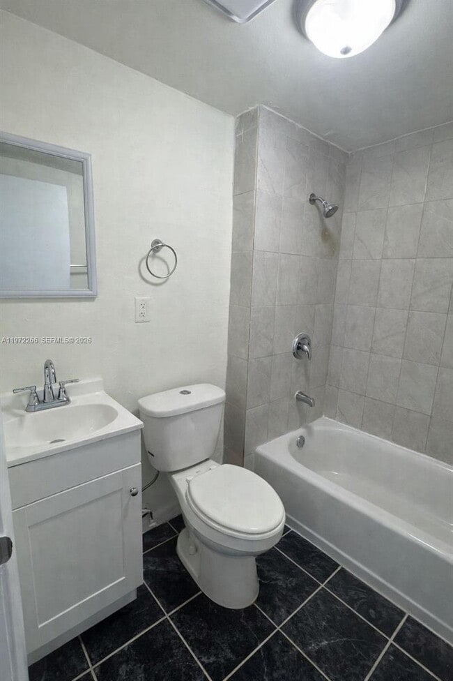 Building Photo - 5158 NW 23rd Ave