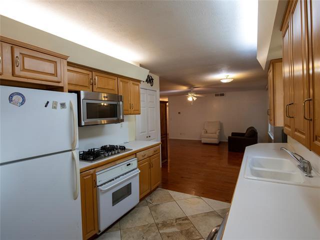 Building Photo - 8507 Charing Cross Ln