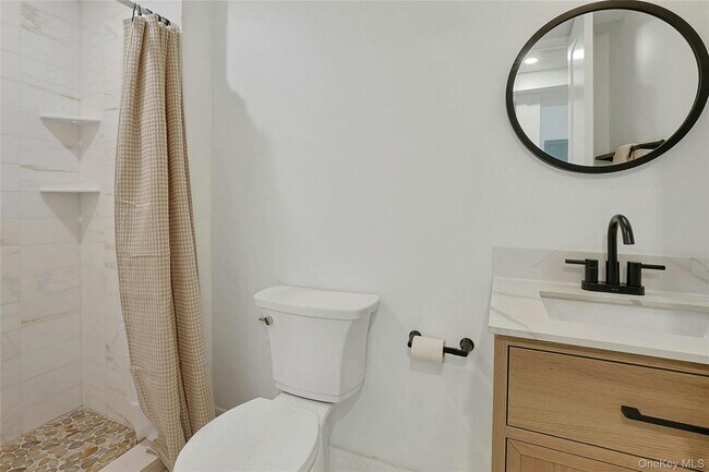 Building Photo - 229 Piermont Ave