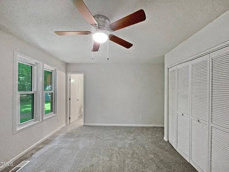 Building Photo - 709 Wendy Way