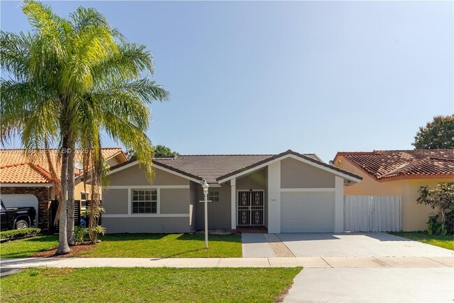 Building Photo - 15881 SW 139th Ave