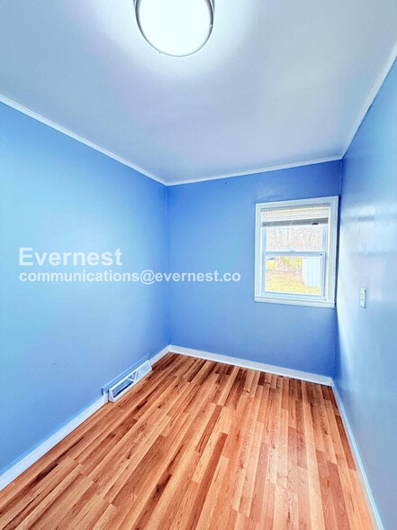 Building Photo - 8640 Chalmers Ave