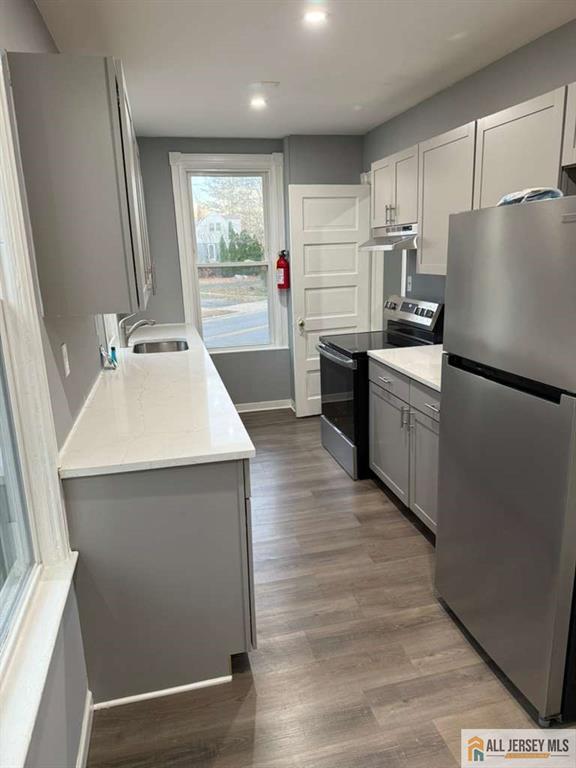 Building Photo - 107 Parkway Ave