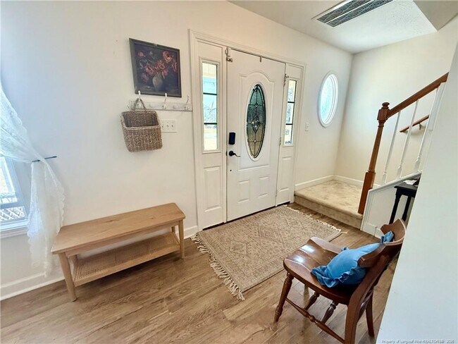 Building Photo - 234 Pender Rd