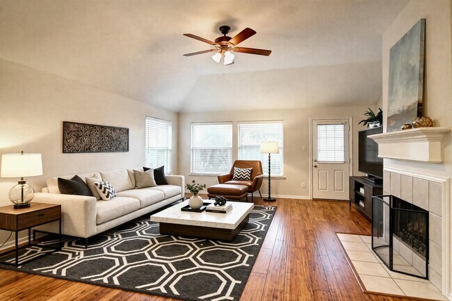 Building Photo - 11413 Easton Springs Dr