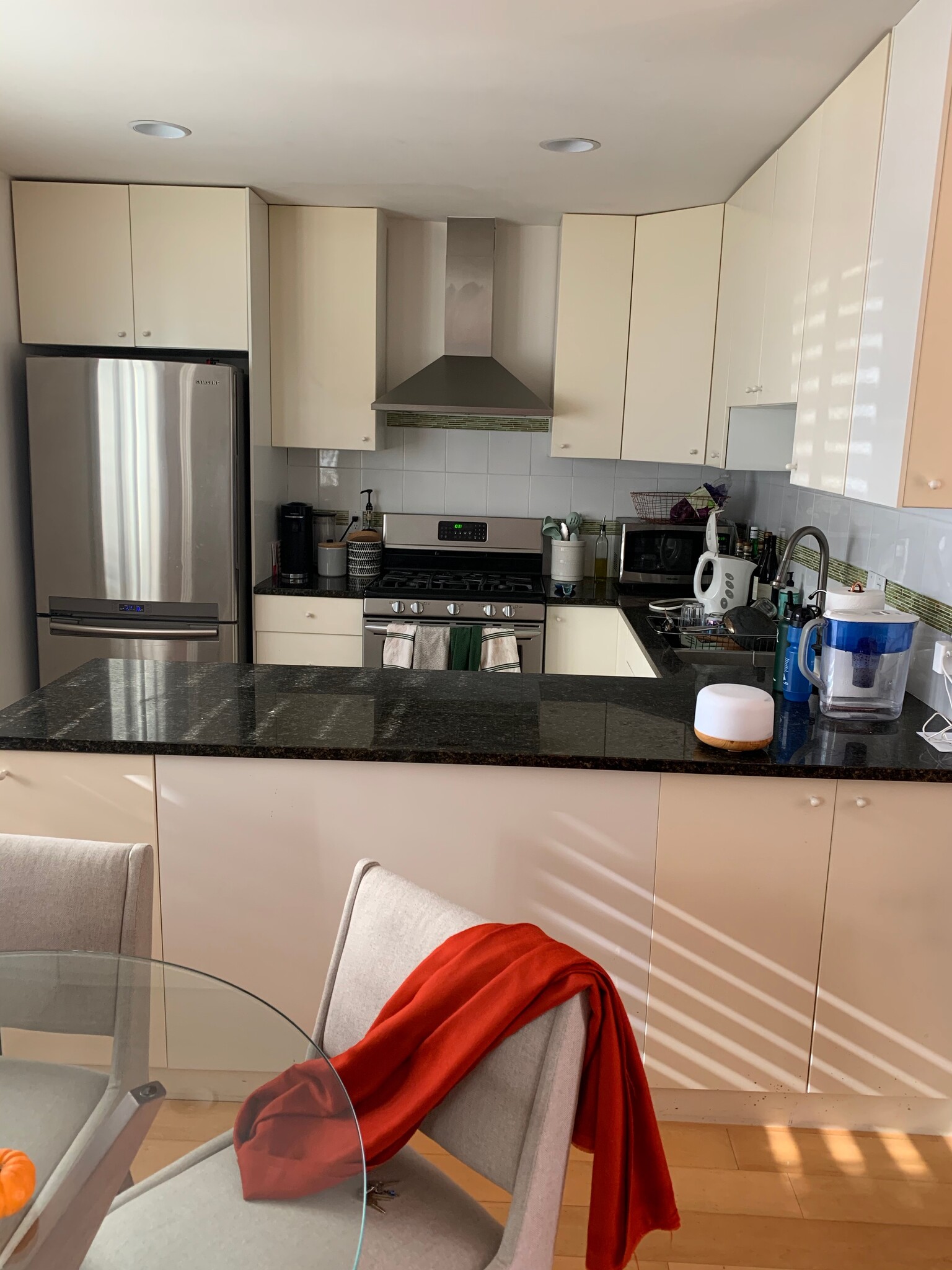 Open design Kitchen with many Spacious Cabinets & all Features You need - 2444 4th St