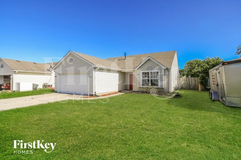Building Photo - 977 Hathaway Dr