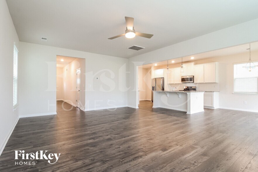 Building Photo - 625 Goldburn Wy