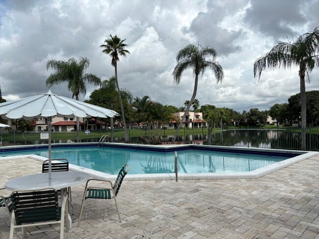 Building Photo - 9121 W Sunrise Blvd