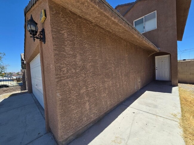 Building Photo - 4-Bedroom Home in 89106 - Ask about our on...