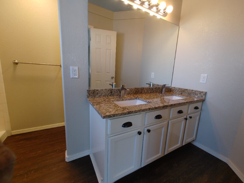 Building Photo - 7553 Barn Owl Dr
