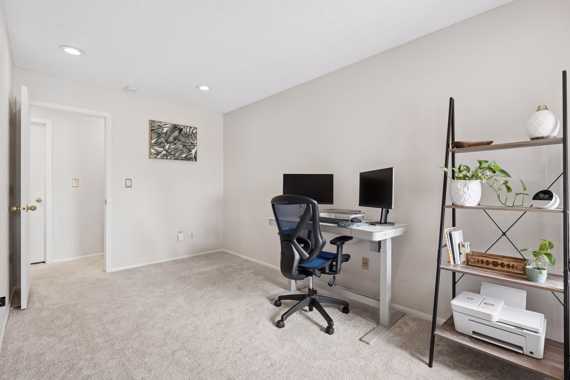 Building Photo - 3620 Independence Ave S