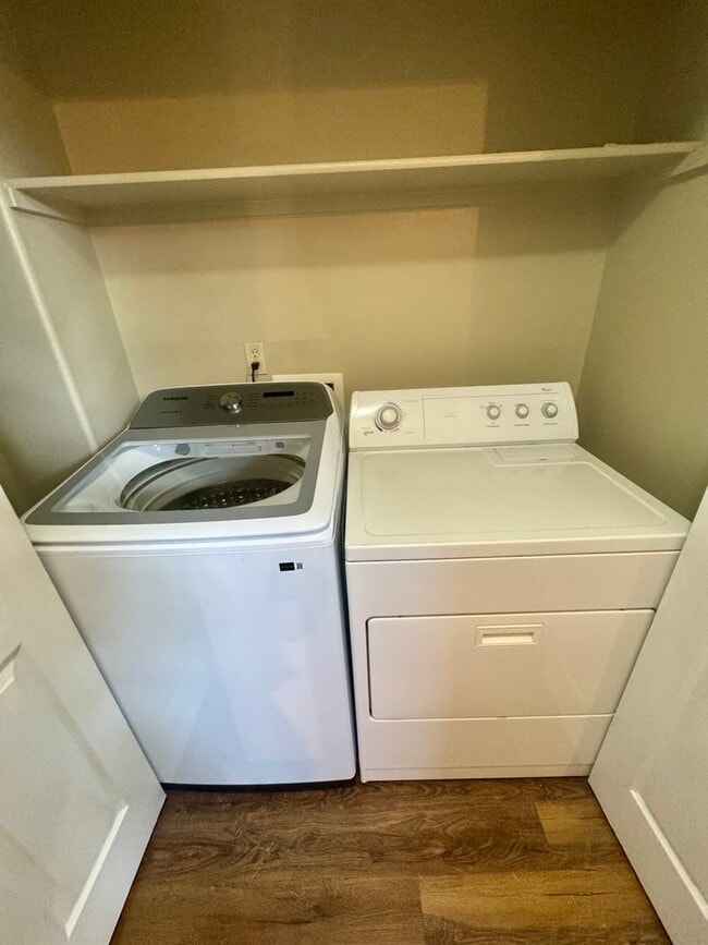 Building Photo - 3 bedroom home in Wagon Trails with commun...