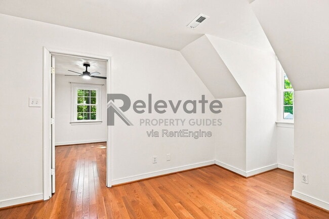 Building Photo - 13215 Hollyhock Ct