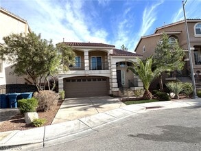 Building Photo - 6789 Flamenco Ct