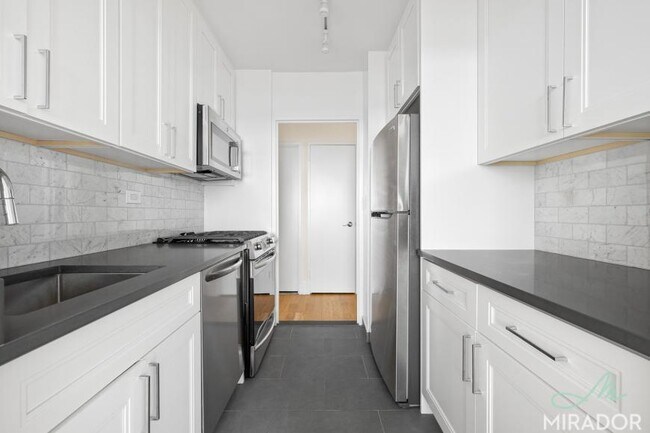 Building Photo - 1 bedroom in New York NY 10023