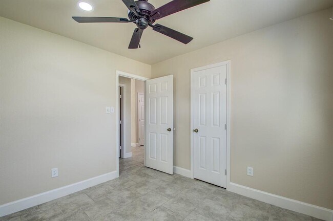 Building Photo - 13502 Townwood Dr