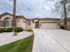 Building Photo - Welcome to the gorgeous home in Rhode Ranch